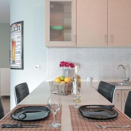 Ferienwohnung 5 Min From Papageorgiou Free Indoor Parking Thessaloniki Exterior foto