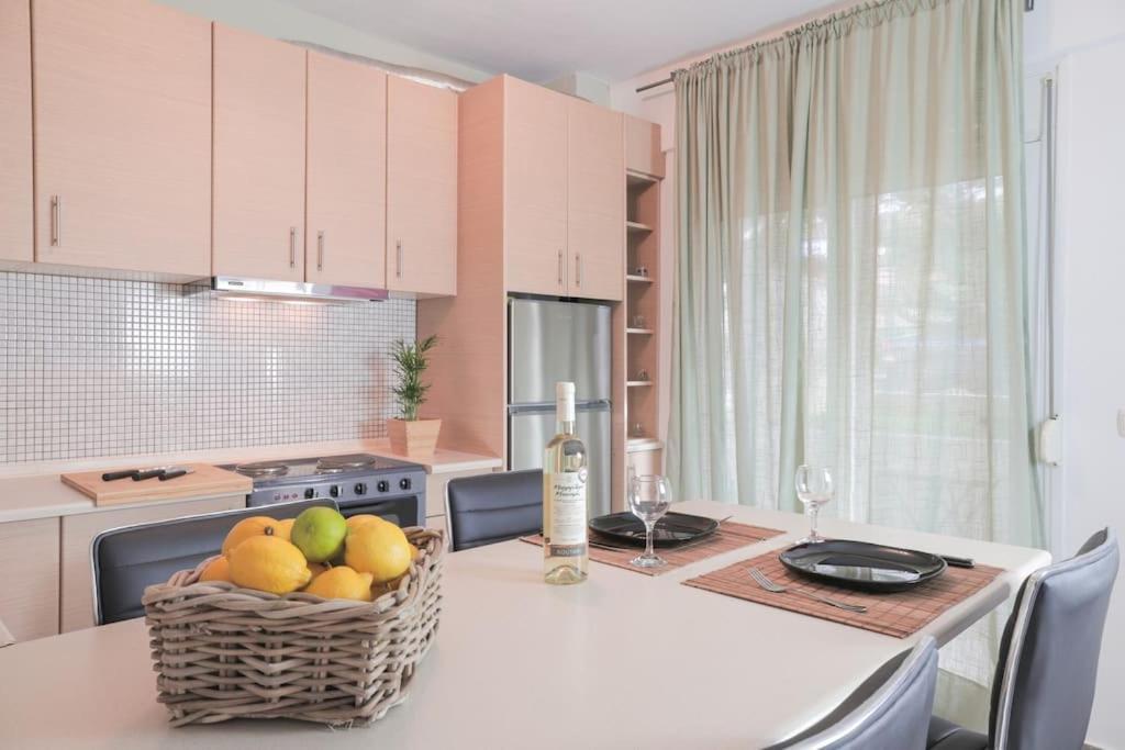 Ferienwohnung 5 Min From Papageorgiou Free Indoor Parking Thessaloniki Exterior foto